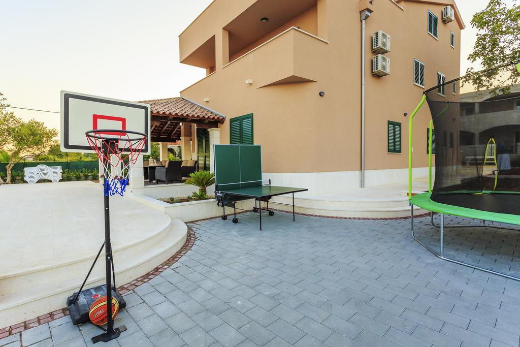 Villa Rusula Rudine  Exterior photo